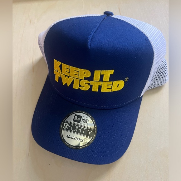 Twisted Tea Keep It Twisted Adjustable Hat - Picture 2 of 3
